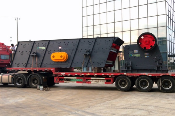 一批破碎機設備發貨至內蒙古